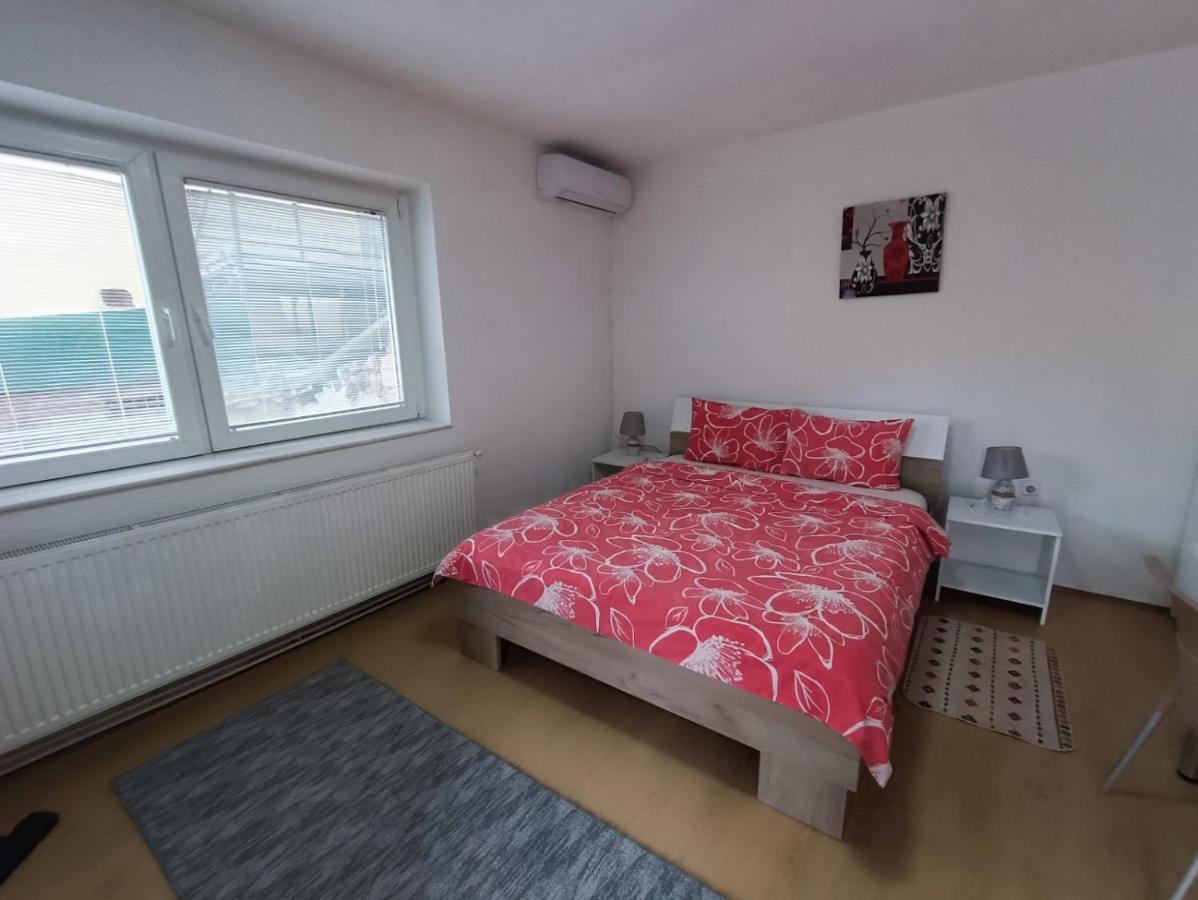 פרילפ City Center Apartments מראה חיצוני תמונה